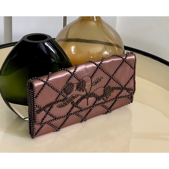Vintage La Regale Japan Bronze Satin Beaded Envelope Clutch - Picture 4 of 6